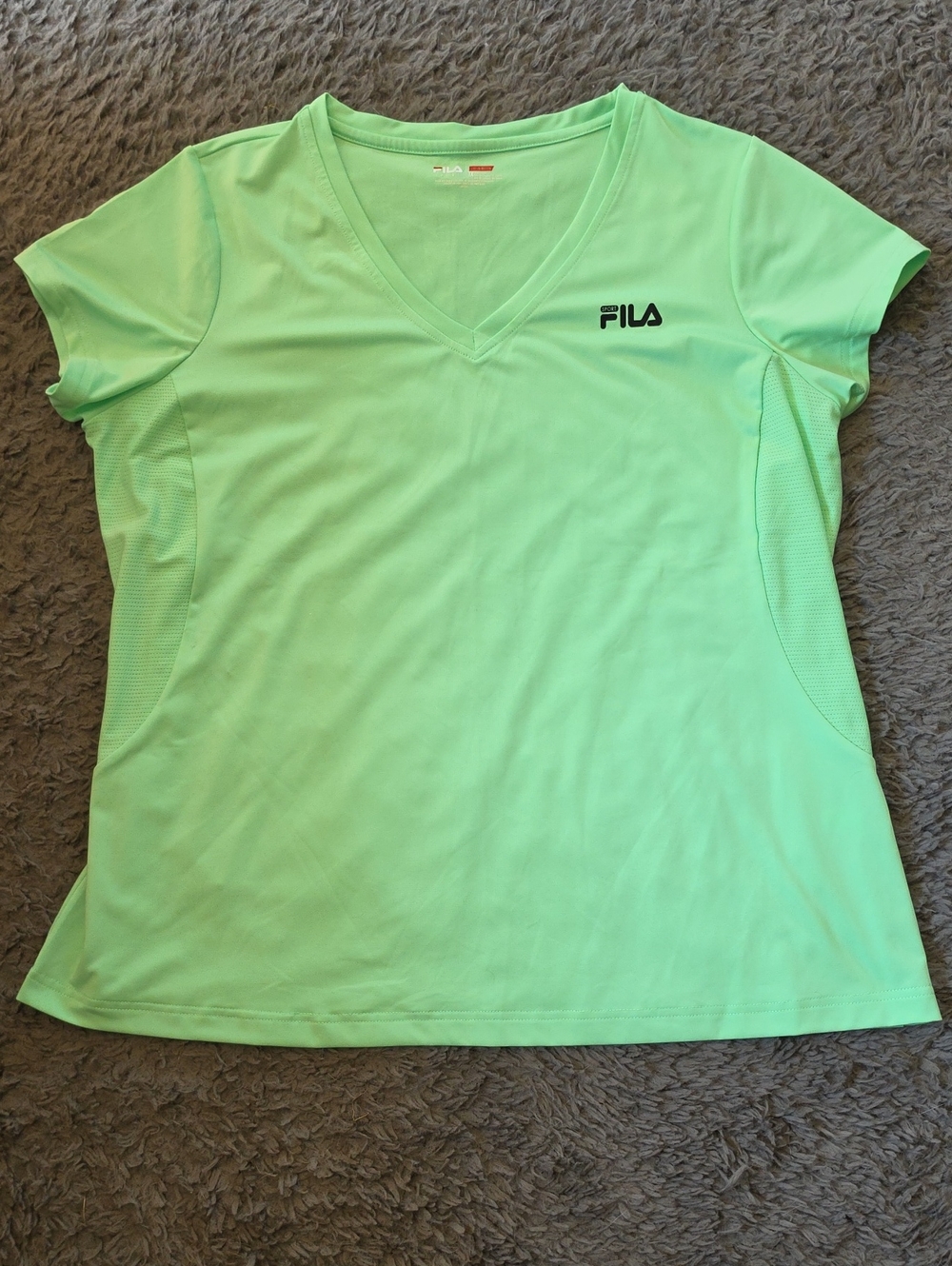 EUC FILA Sz 1X V-Neck Neon Green T-shirt